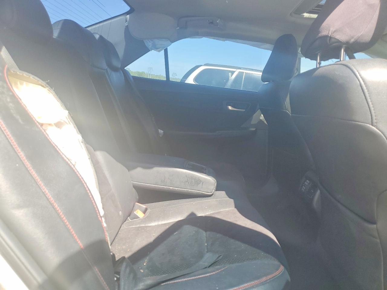 2015 TOYOTA CAMRY XSE V6 photo 10