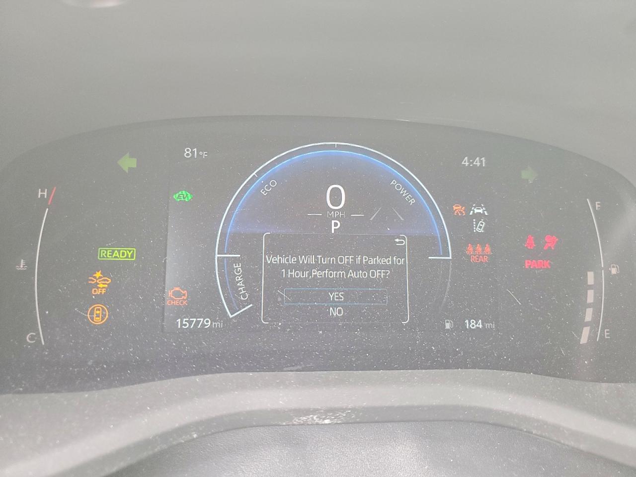 2025 TOYOTA CAMRY LE photo 25