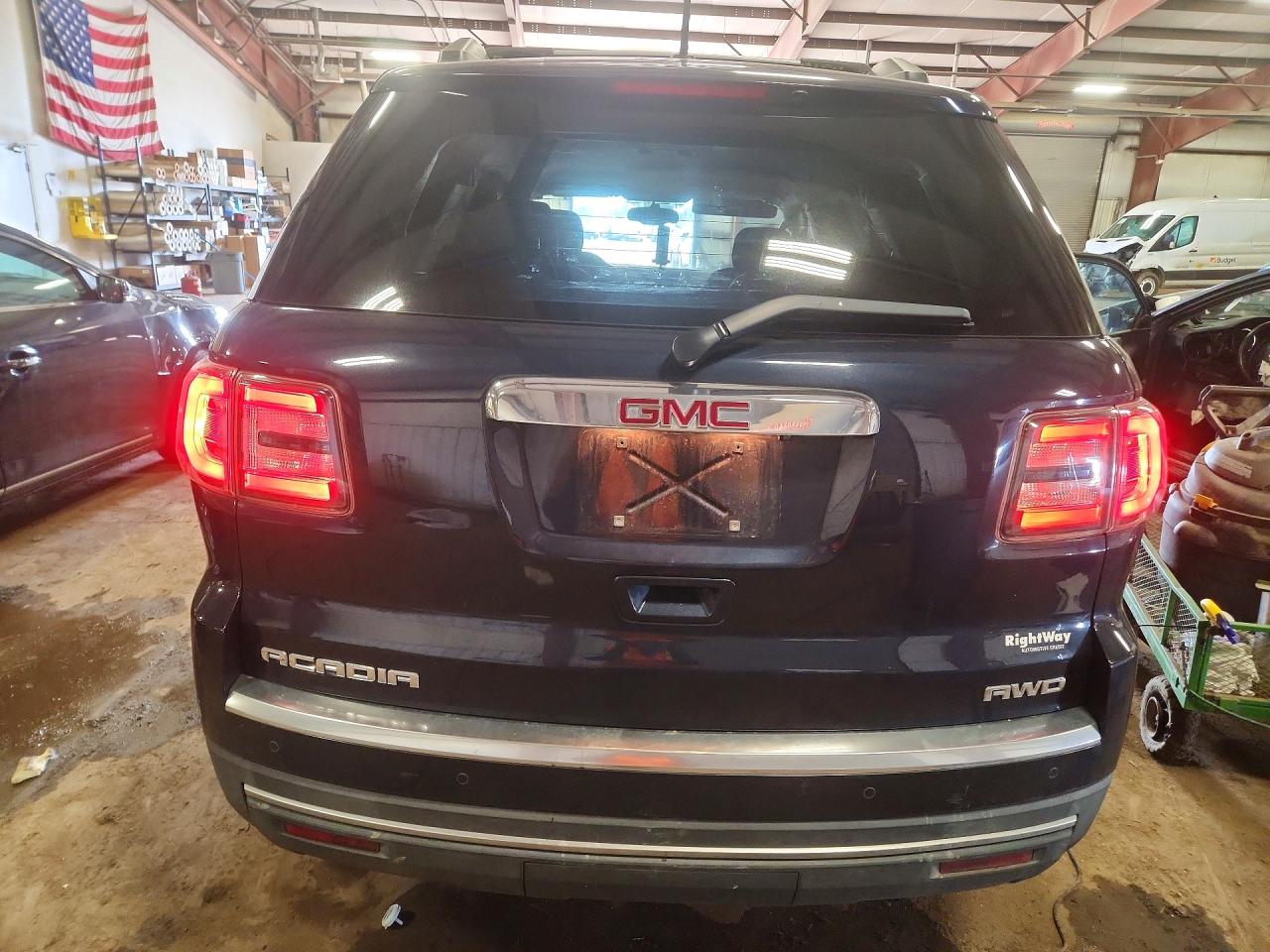 2016 GMC ACADIA SLE photo 11