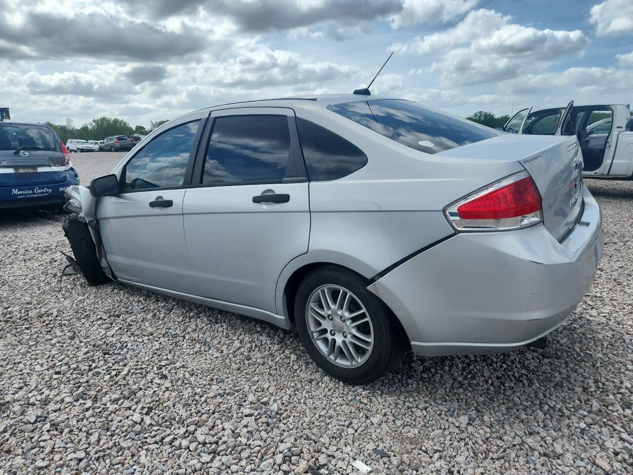 2008 FORD FOCUS SE photo 4