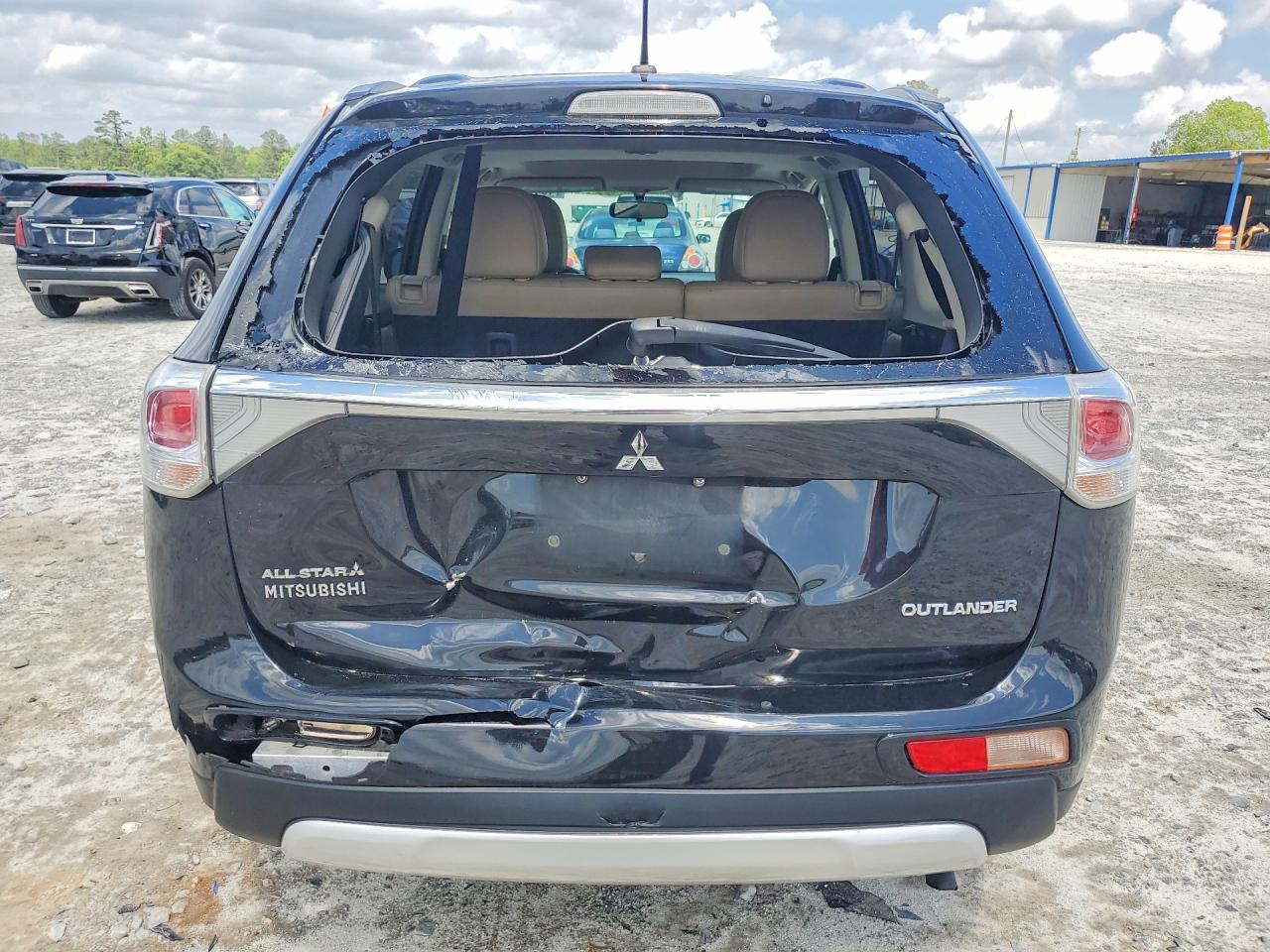 2015 MITSUBISHI OUTLANDER SE photo 16
