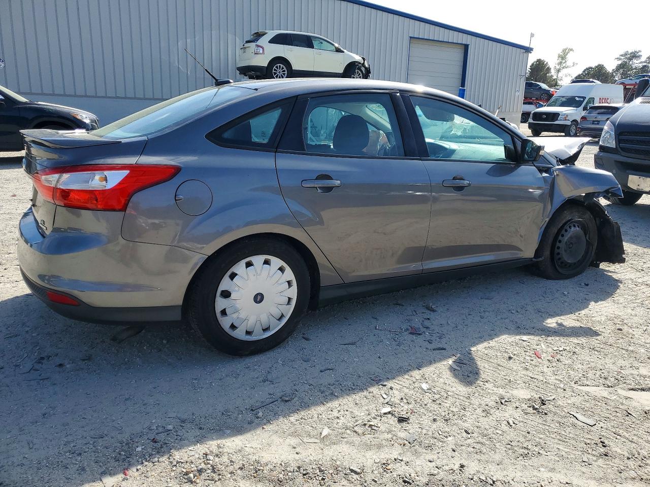 2014 FORD FOCUS SE photo 7