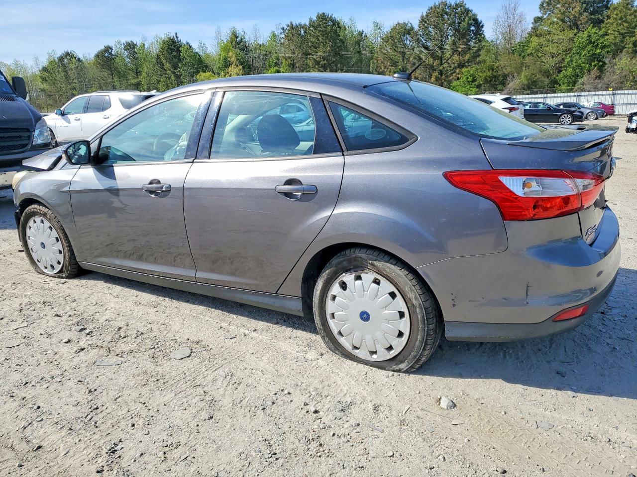2014 FORD FOCUS SE photo 4