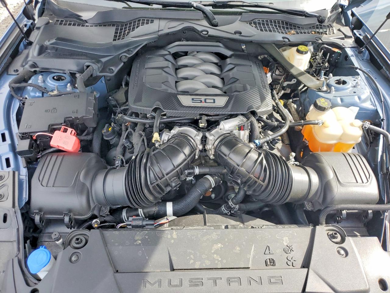 2024 FORD MUSTANG GT photo 21