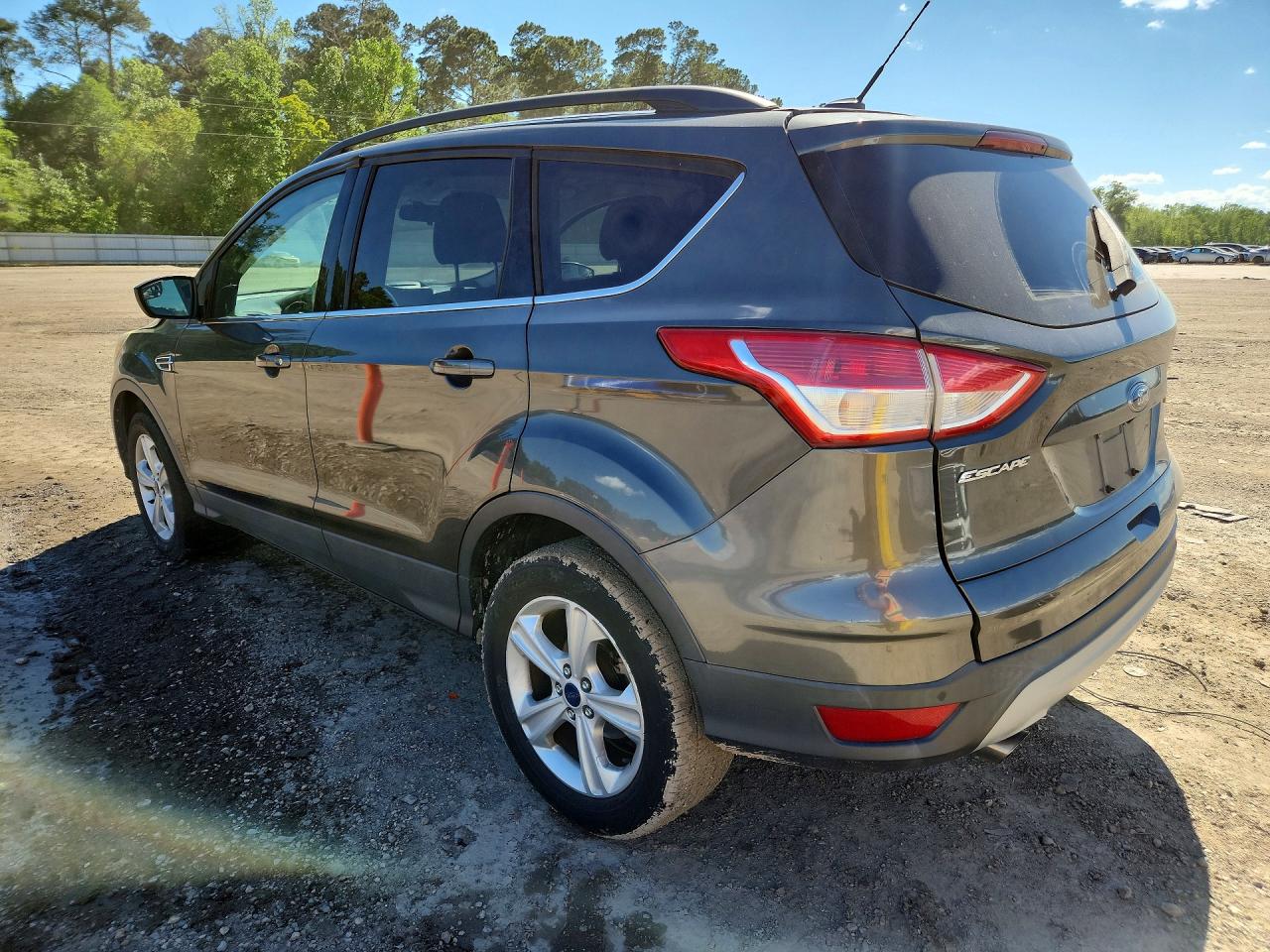 2016 FORD ESCAPE SE photo 3