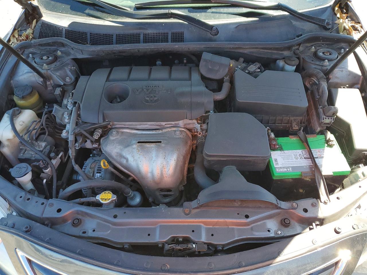 2011 TOYOTA CAMRY LE photo 21
