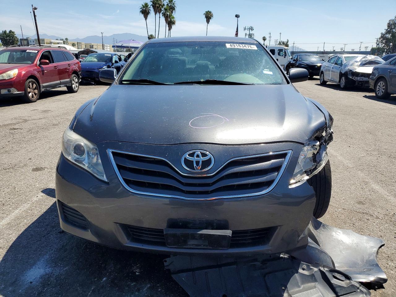 2011 TOYOTA CAMRY LE photo 9