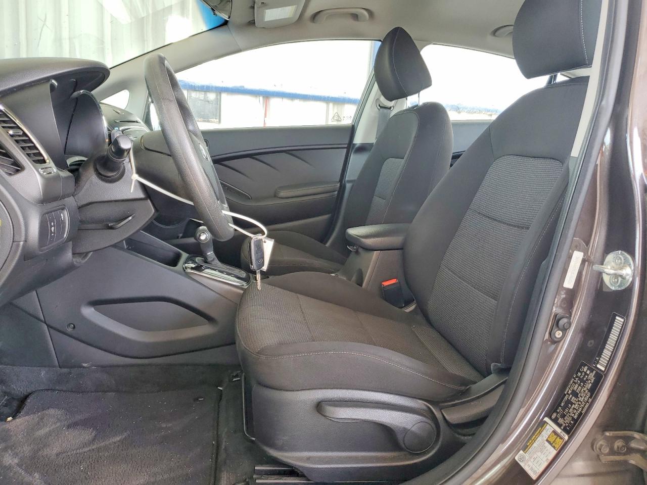 2018 KIA FORTE LX photo 19