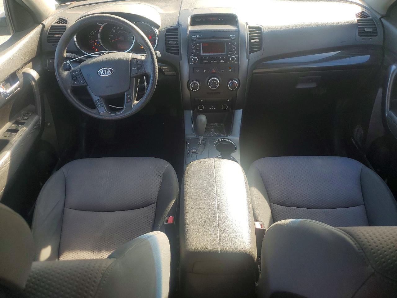 2012 KIA SORENTO photo 22