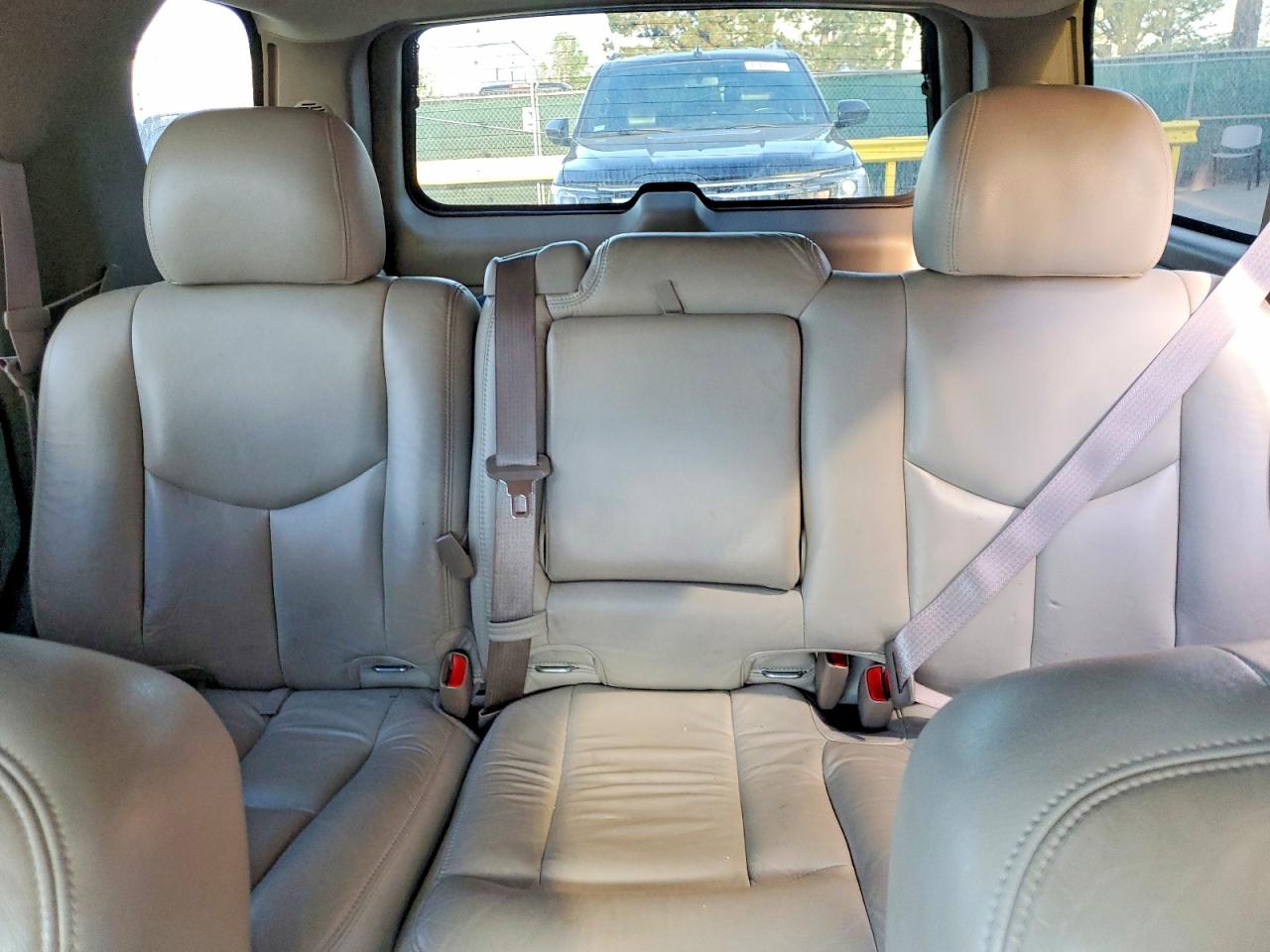 2003 CHEVROLET TAHOE K1500 photo 19
