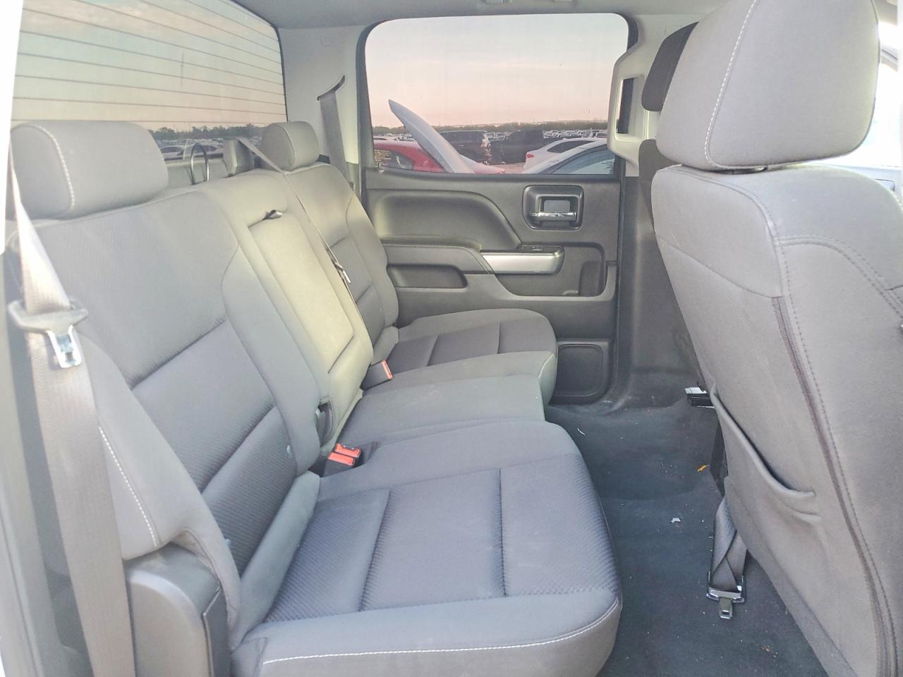 2018 CHEVROLET SILVERADO K1500 LT photo 19