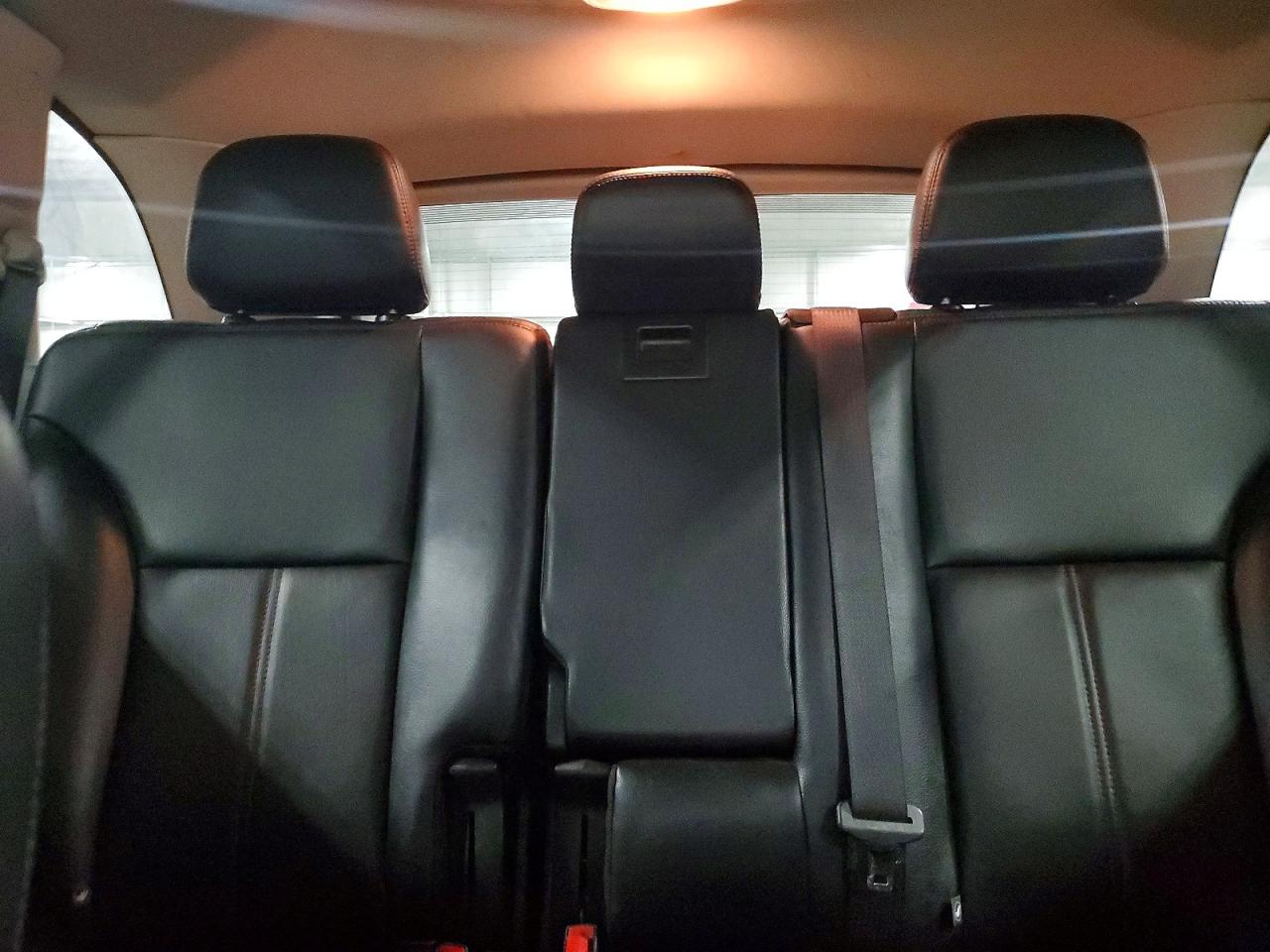 2011 FORD EDGE SEL photo 28