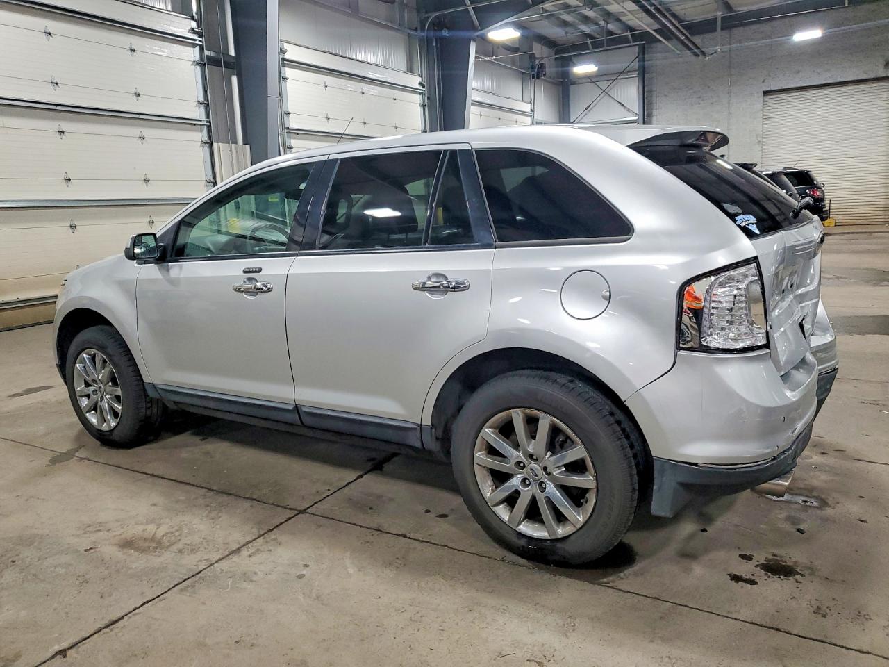 2011 FORD EDGE SEL photo 4