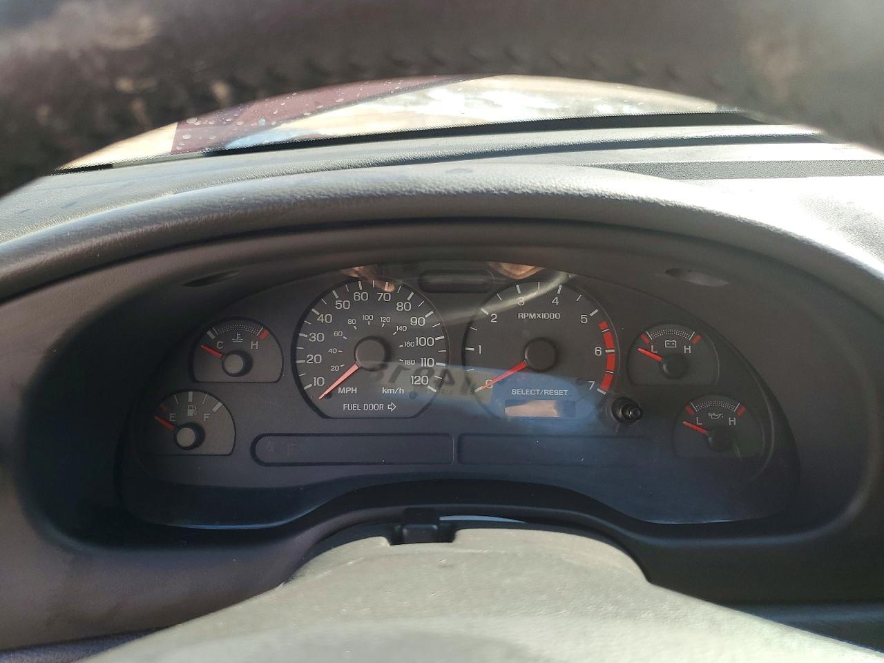 2004 FORD MUSTANG photo 25