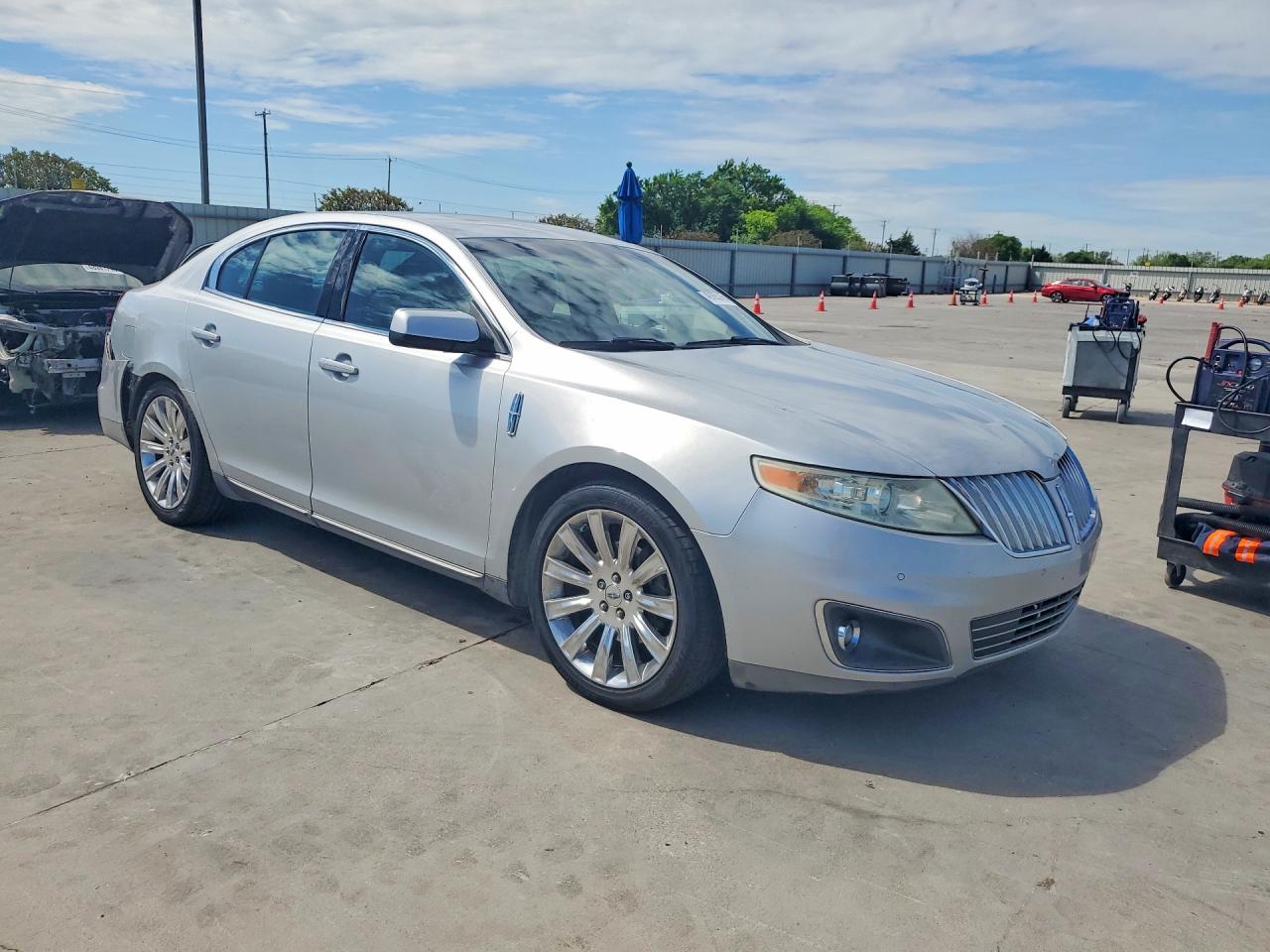 2009 LINCOLN MKS photo 7
