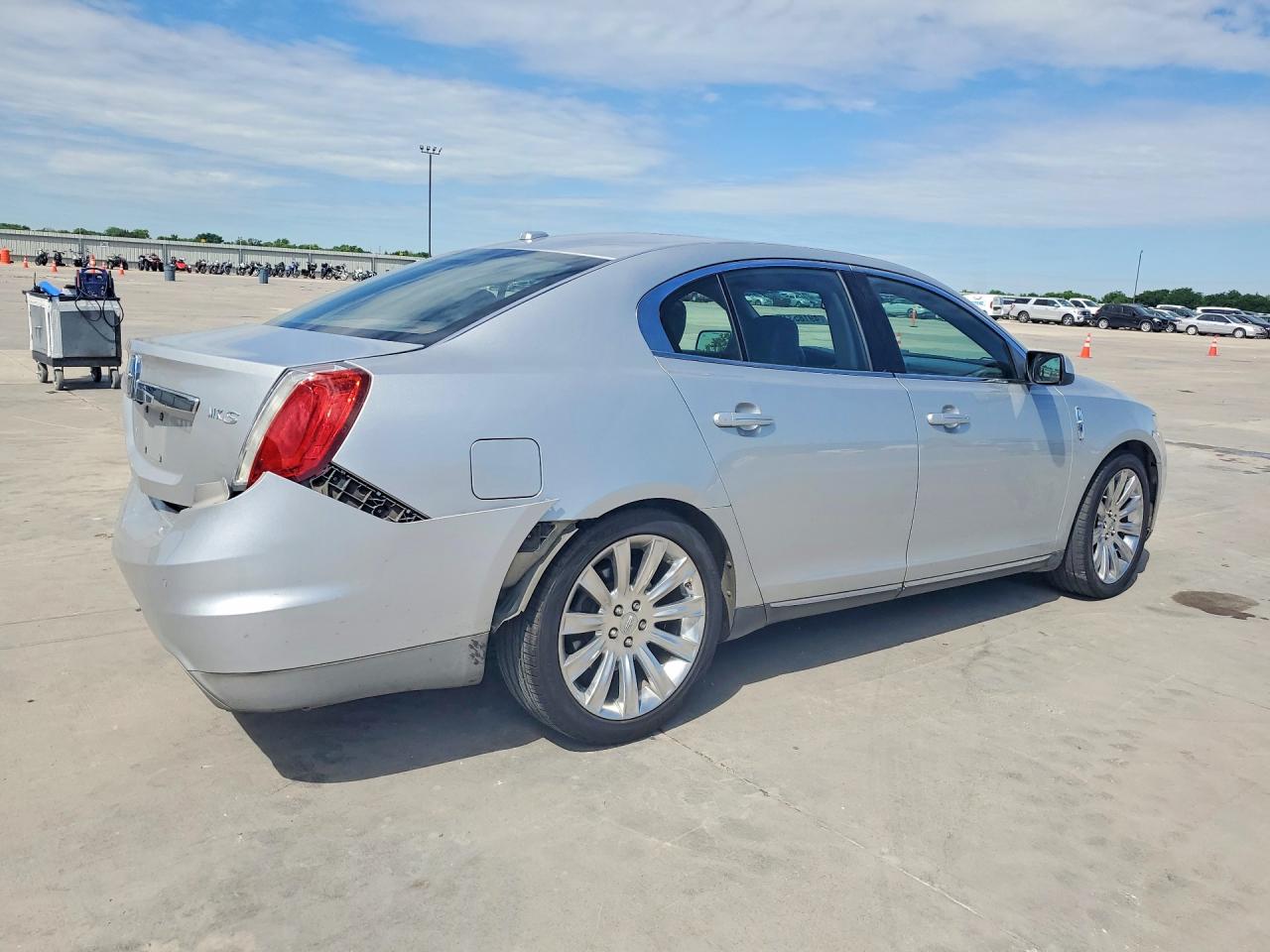 2009 LINCOLN MKS photo 5