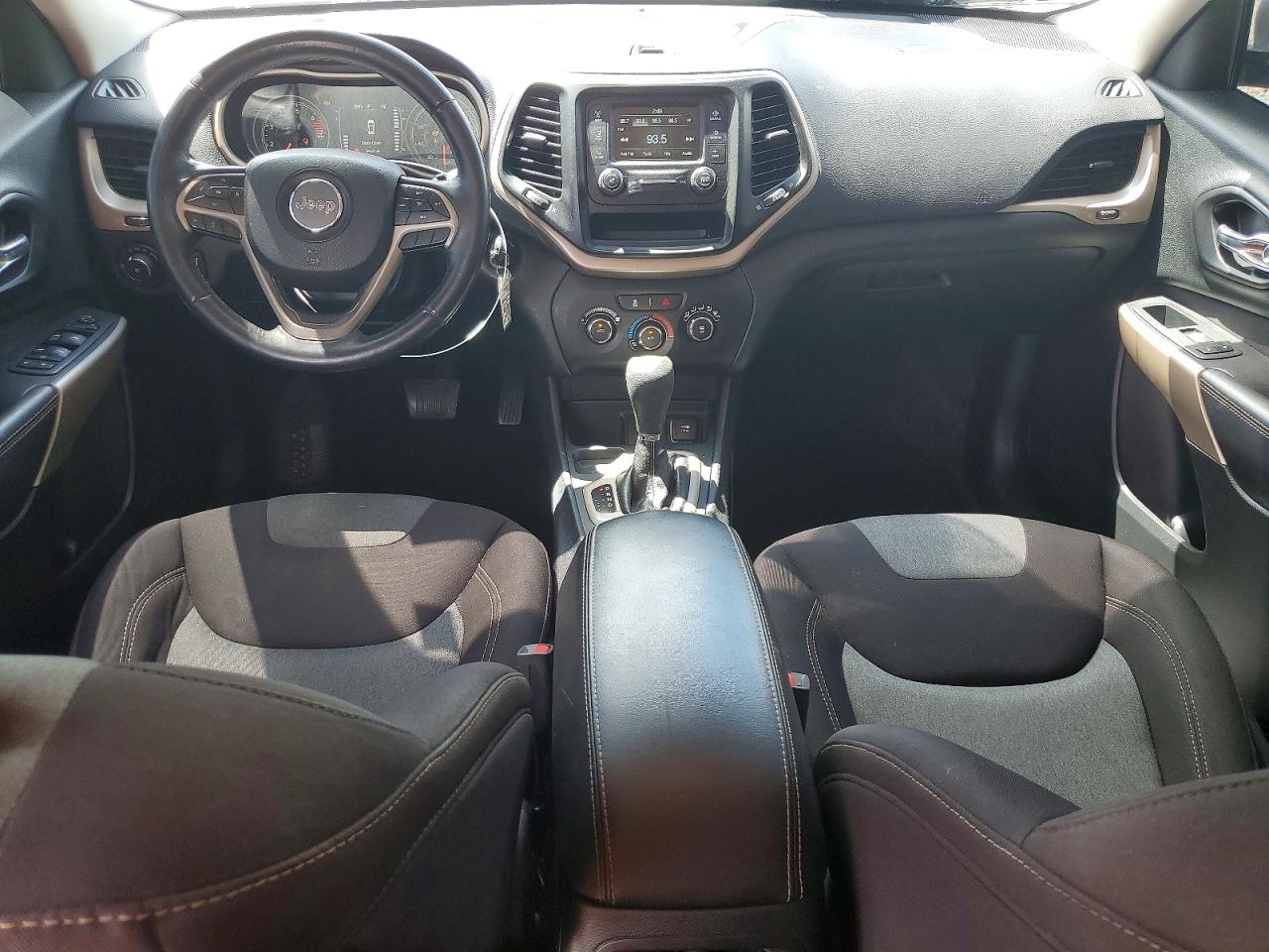 2018 JEEP CHEROKEE LATITUDE photo 22