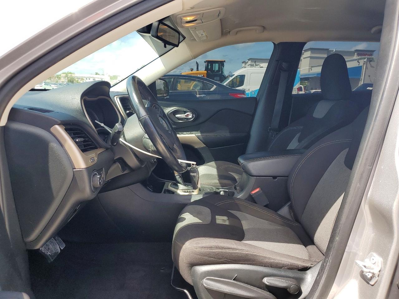 2018 JEEP CHEROKEE LATITUDE photo 19