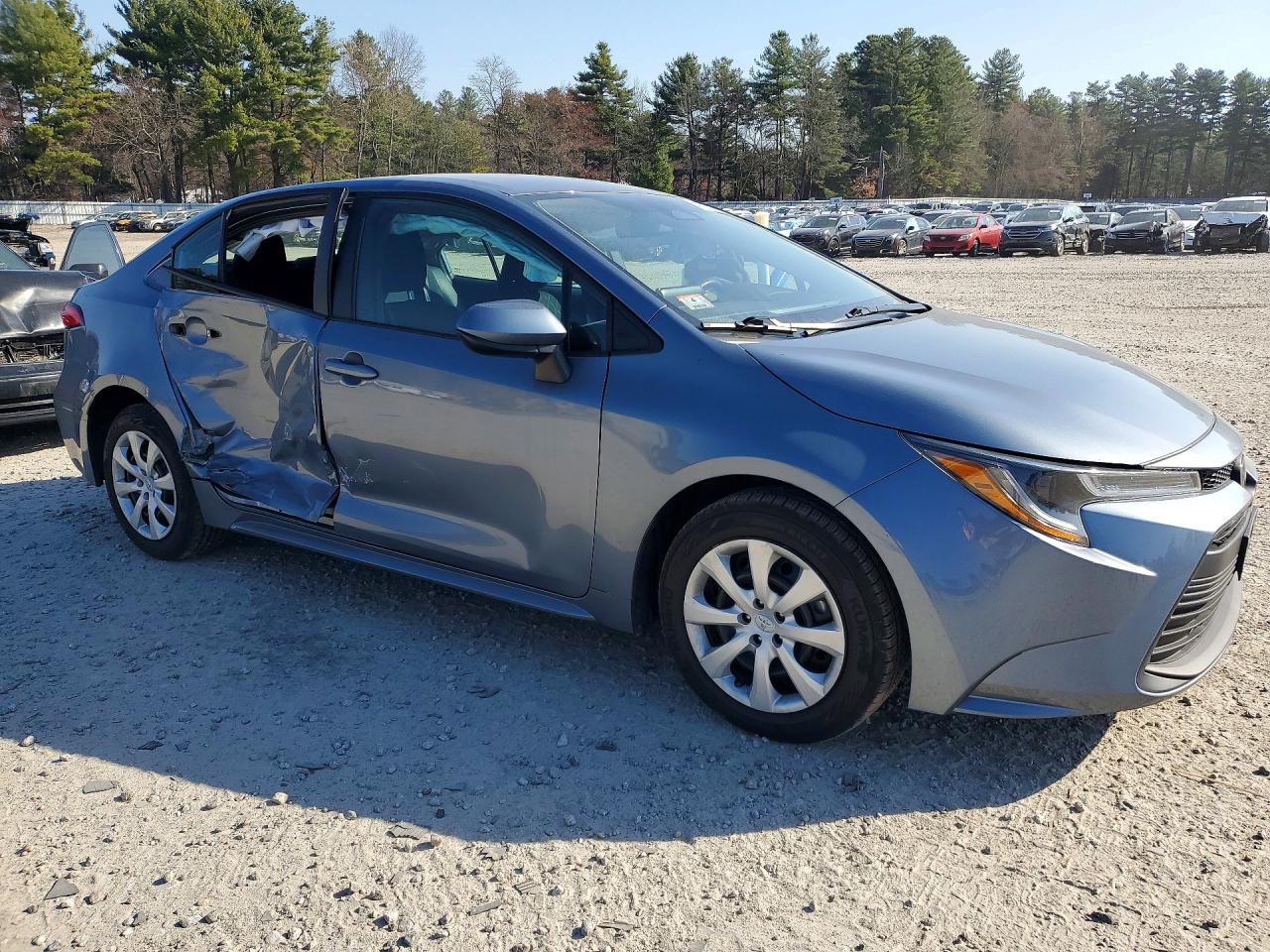 2024 TOYOTA COROLLA LE photo 10