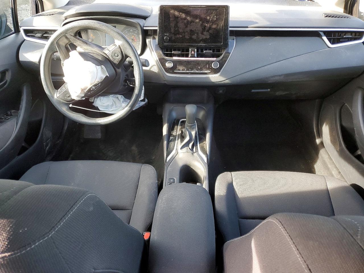 2025 TOYOTA COROLLA LE photo 15