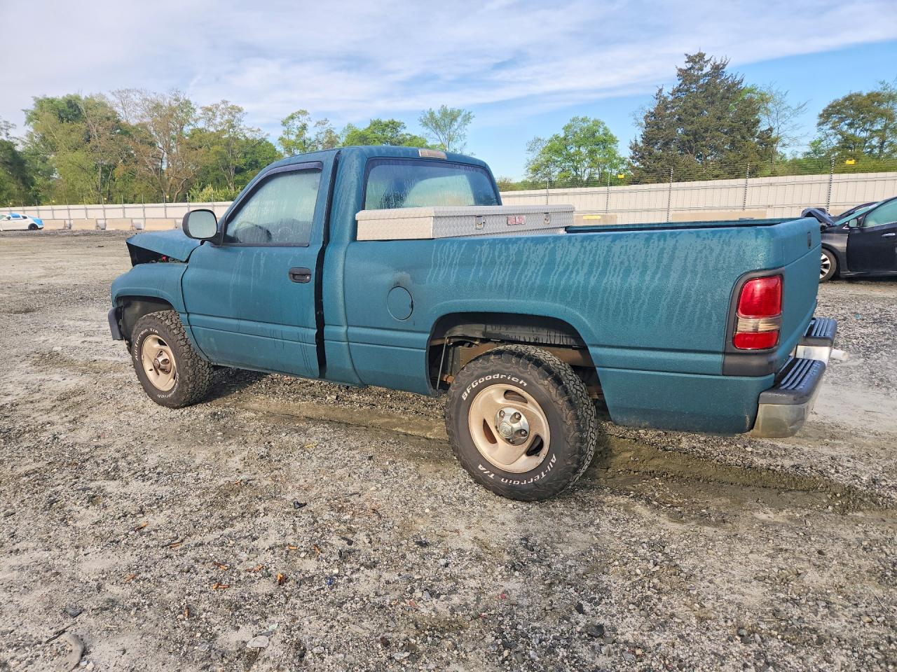2001 DODGE RAM 1500 photo 3