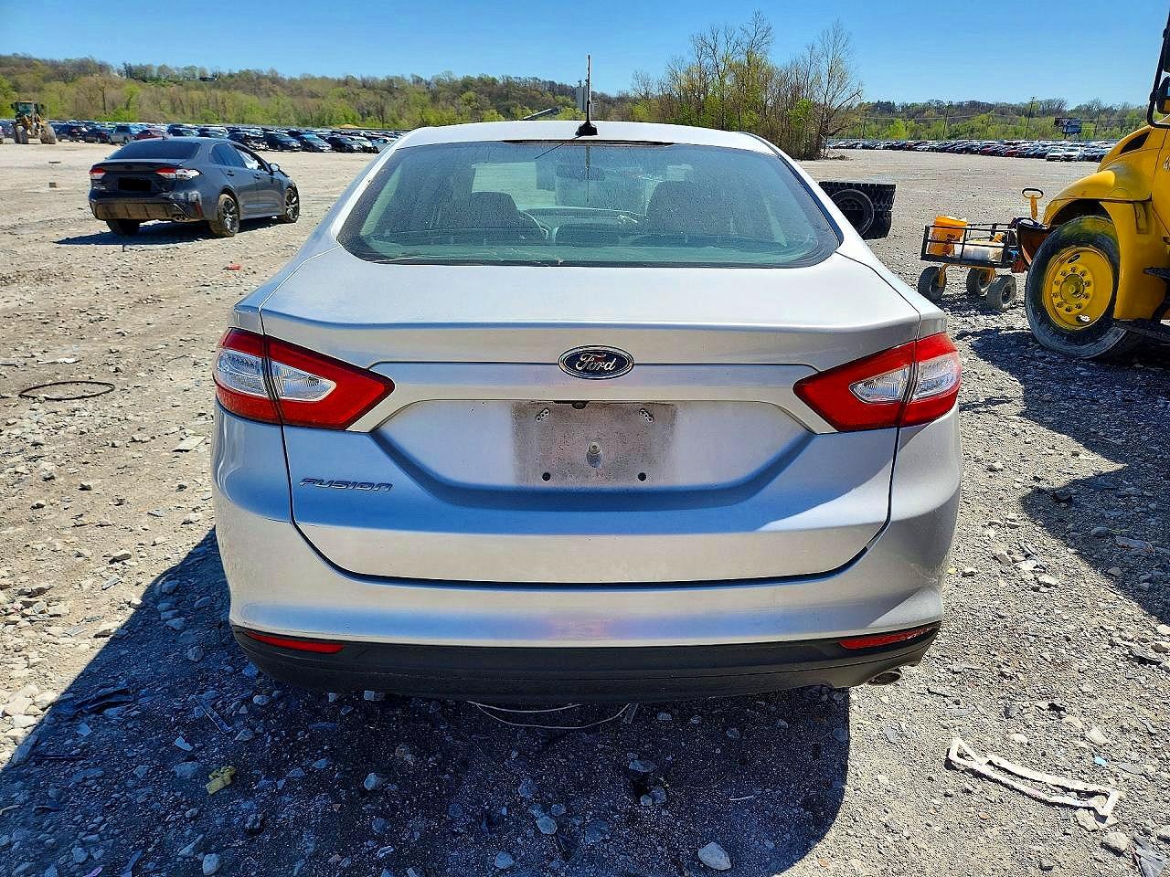 2015 FORD FUSION S photo 11