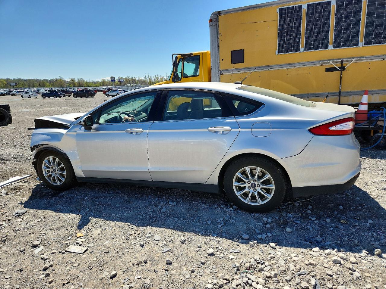 2015 FORD FUSION S photo 3