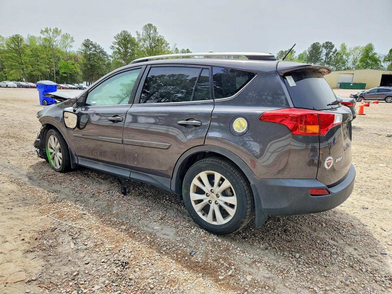 2015 TOYOTA RAV4 LIMITED photo 4