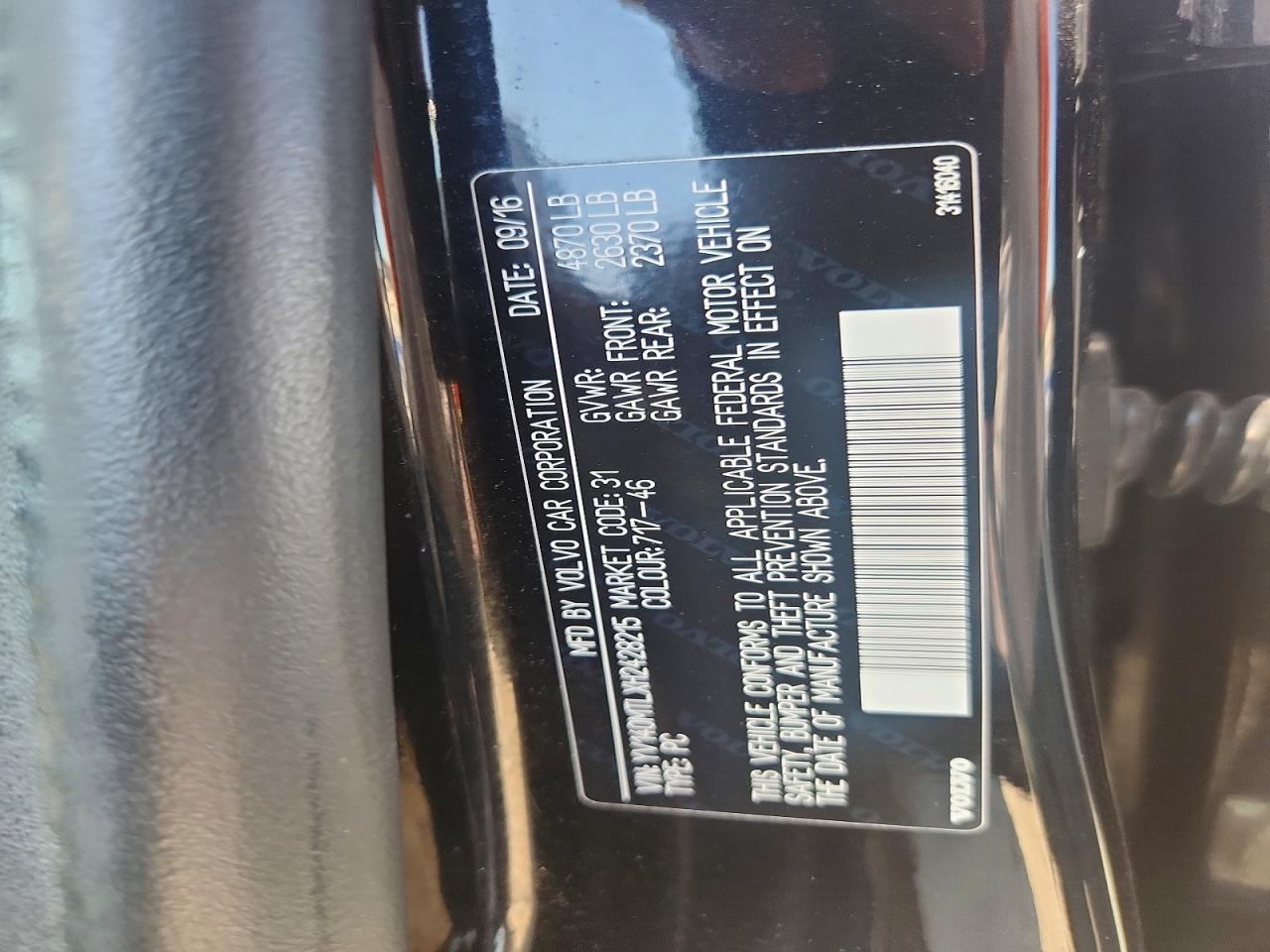 2017 VOLVO S60 DYNAMIC photo 34