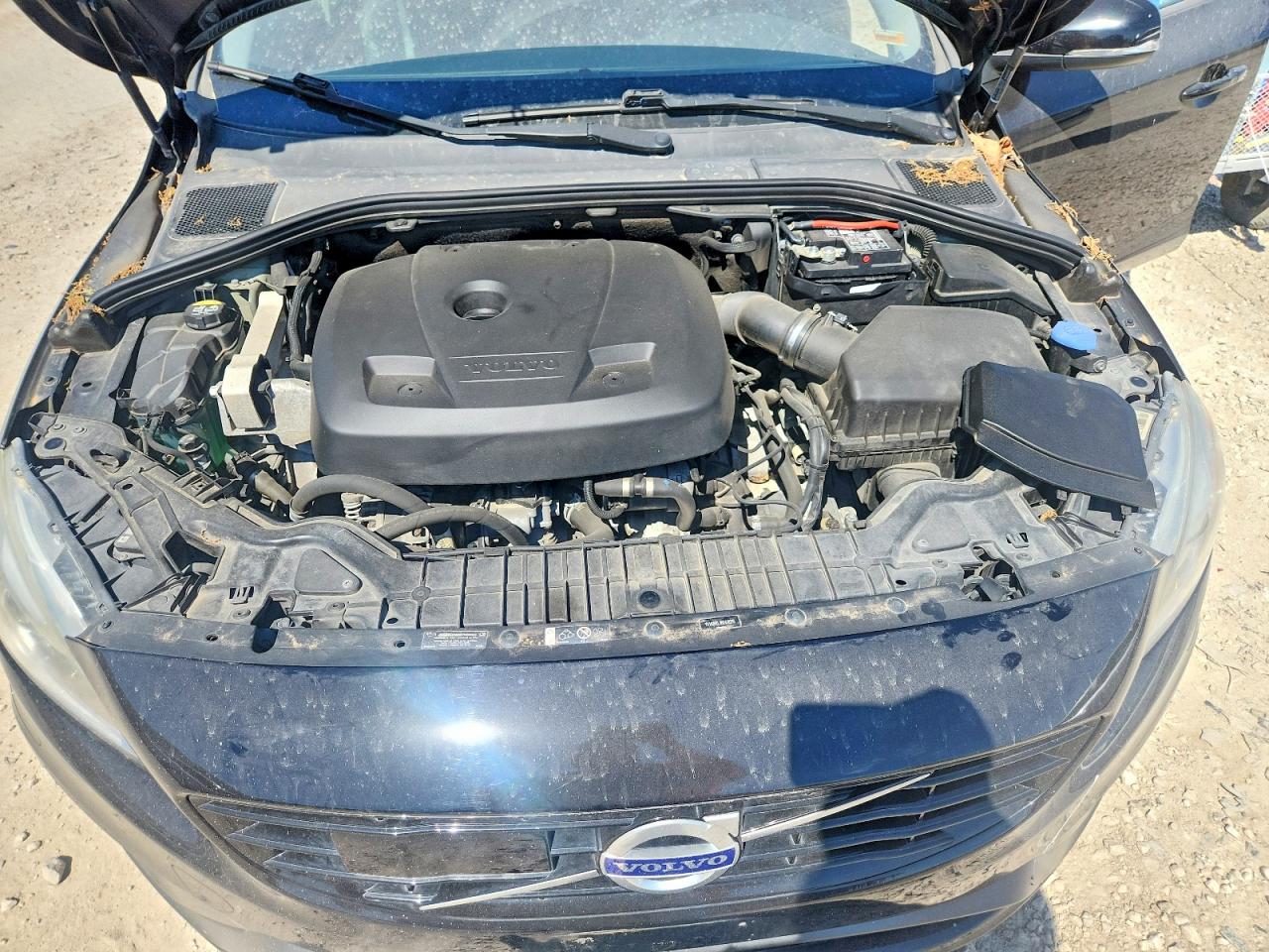 2017 VOLVO S60 DYNAMIC photo 31