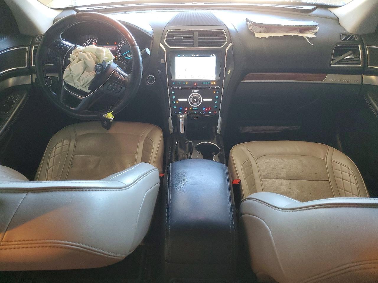 2018 FORD EXPLORER PLATINUM photo 15