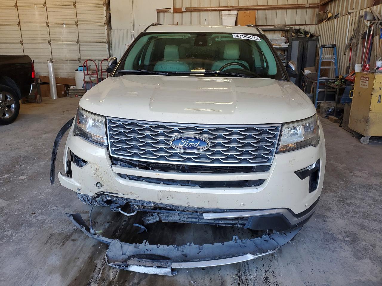 2018 FORD EXPLORER PLATINUM photo 9