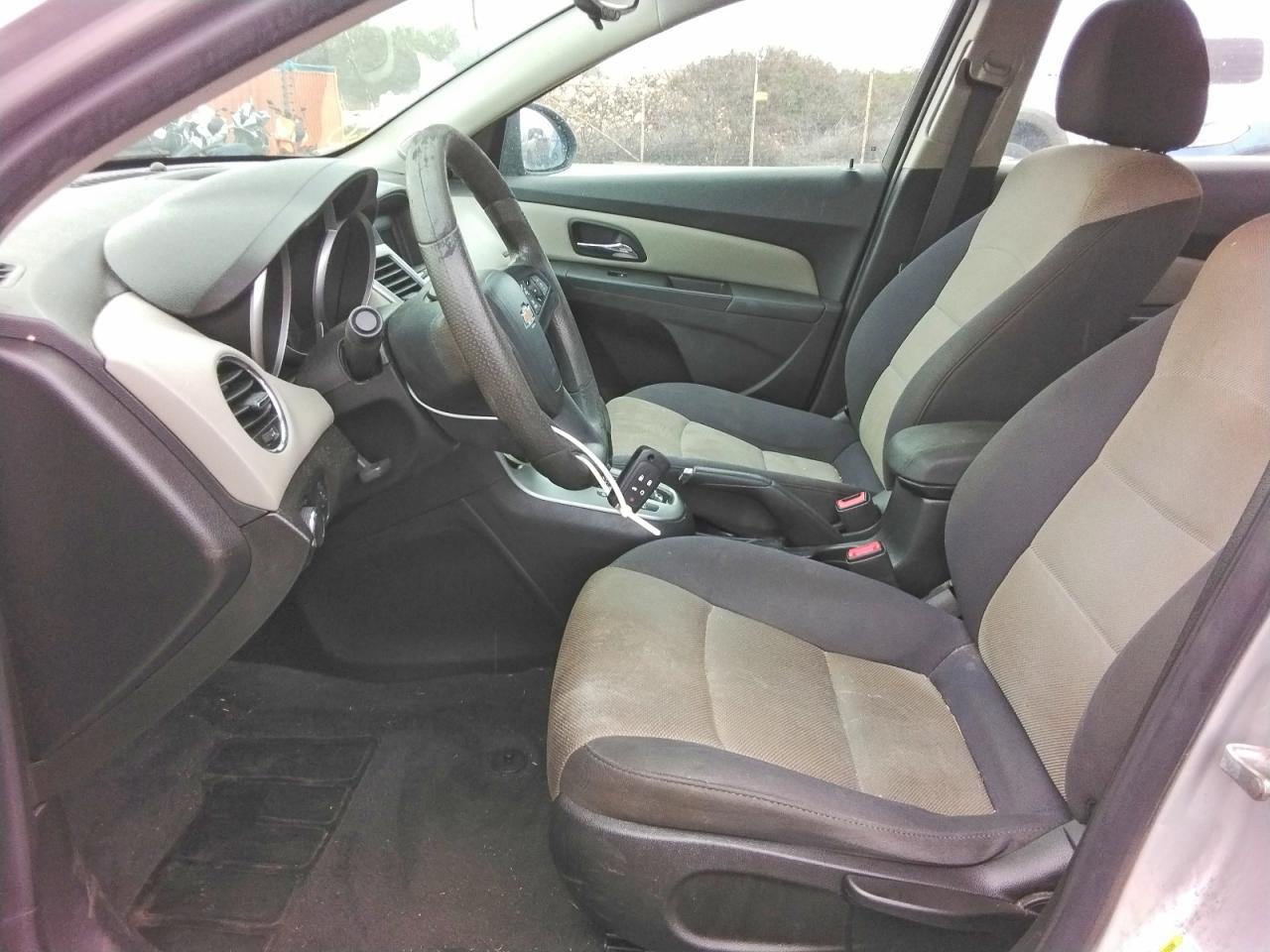 2014 CHEVROLET CRUZE LS photo 19