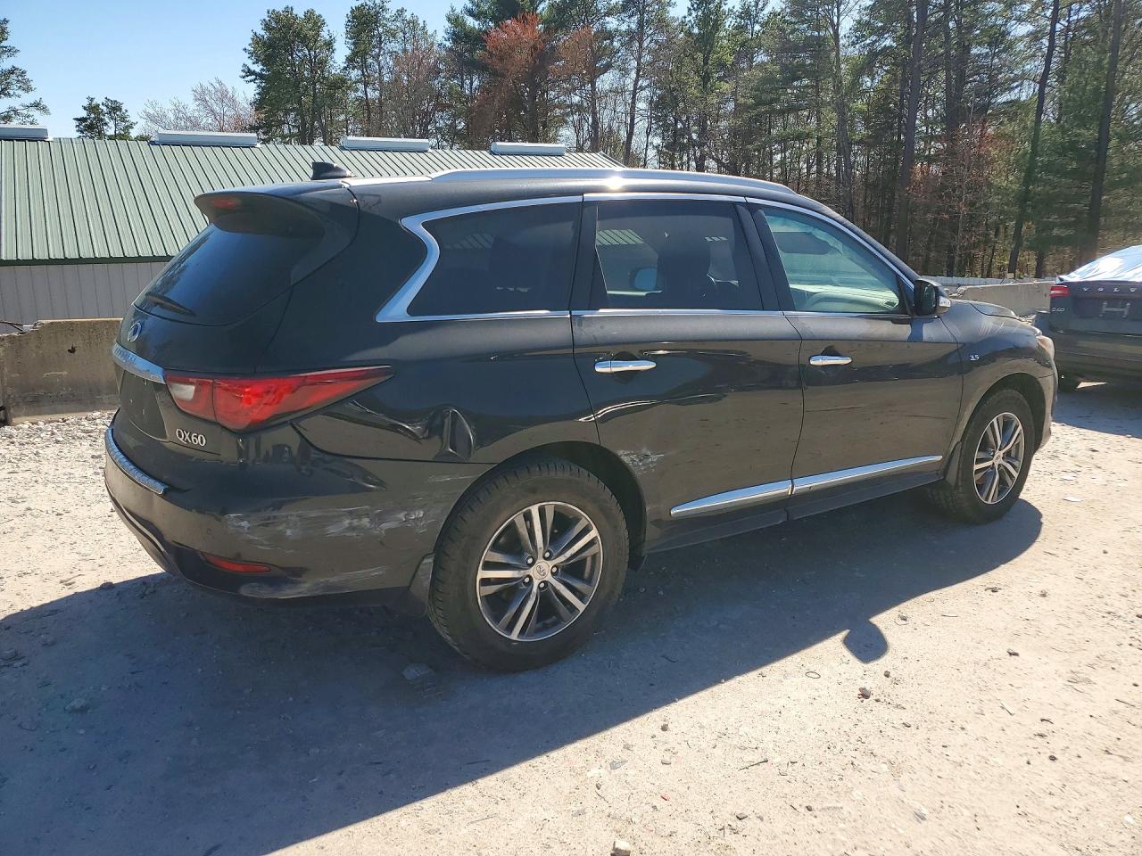 2020 INFINITI QX60 LUXE photo 7