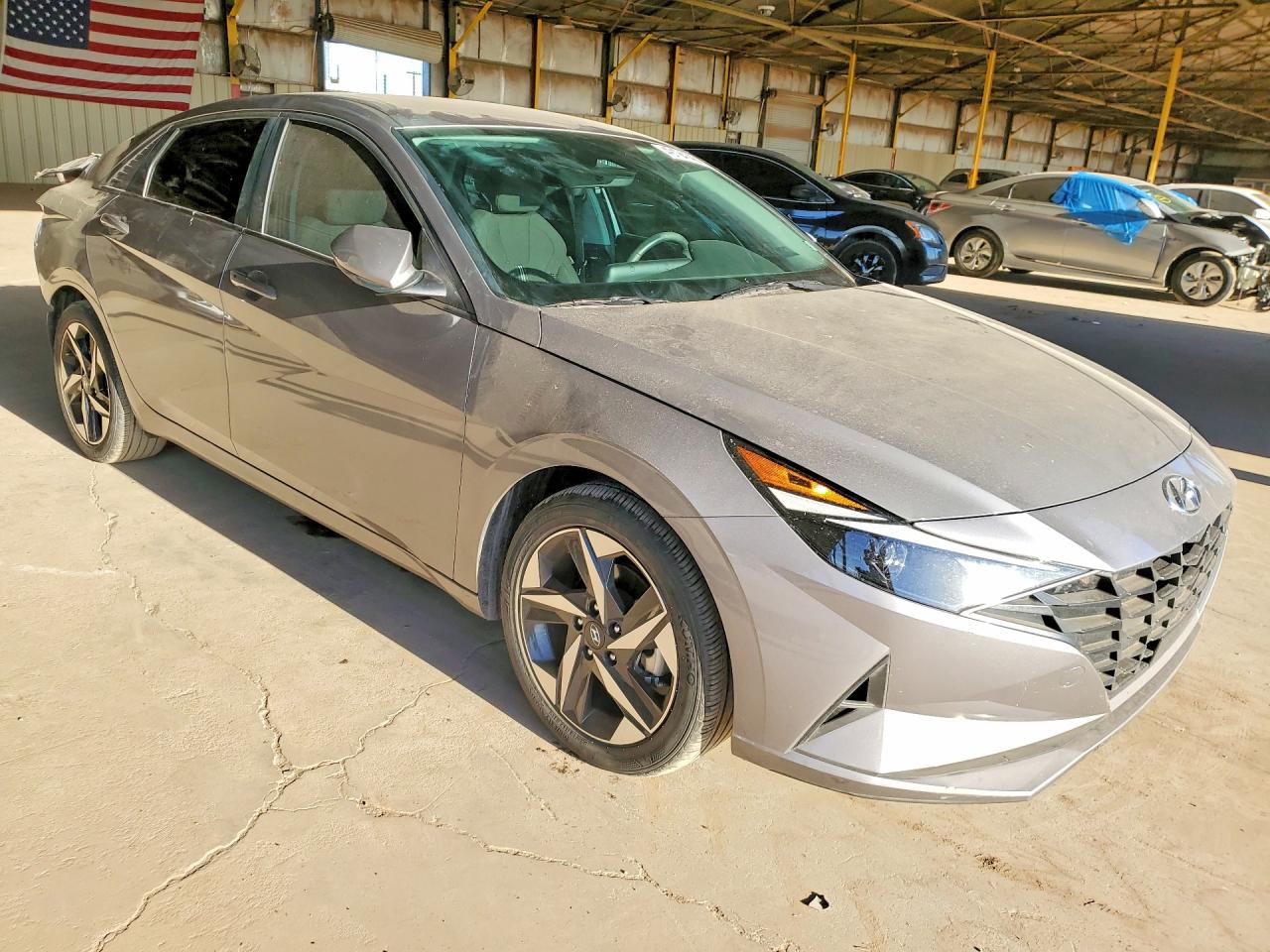 2023 HYUNDAI ELANTRA SEL photo 4