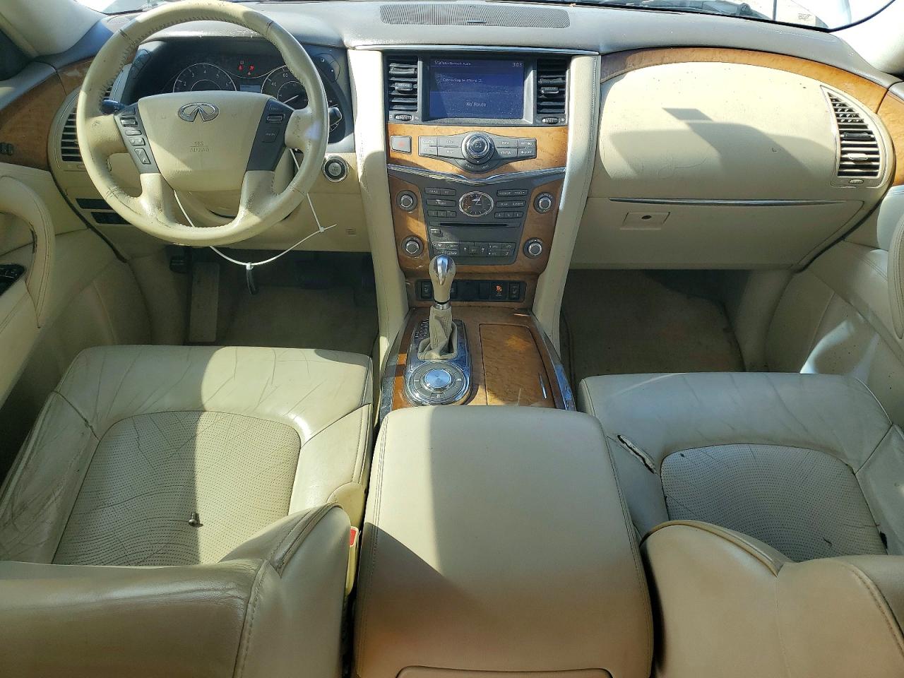 2011 INFINITI QX56 BASE photo 15