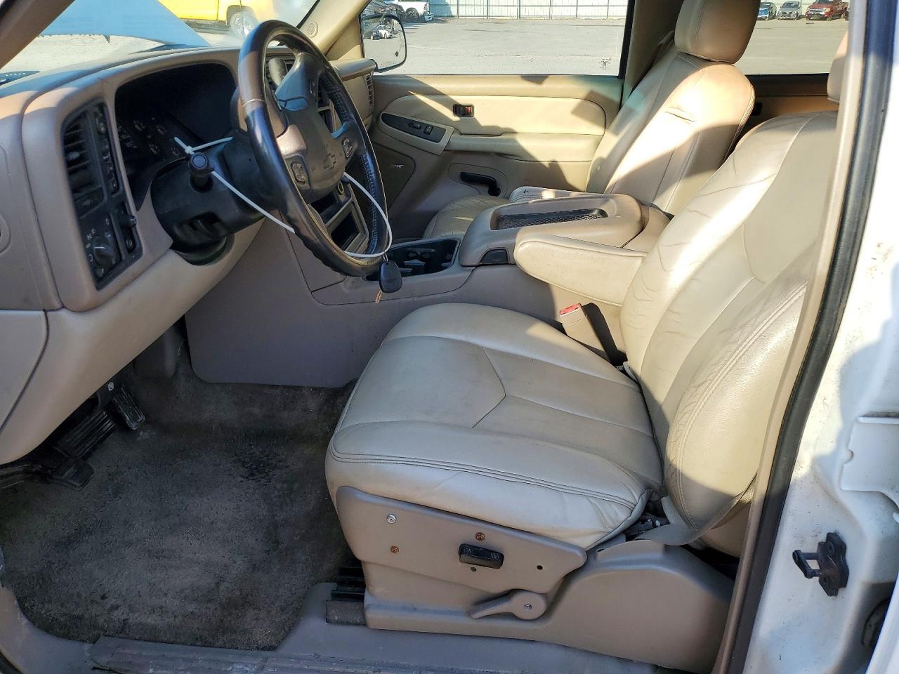 2003 CHEVROLET SUBURBAN K1500 photo 19