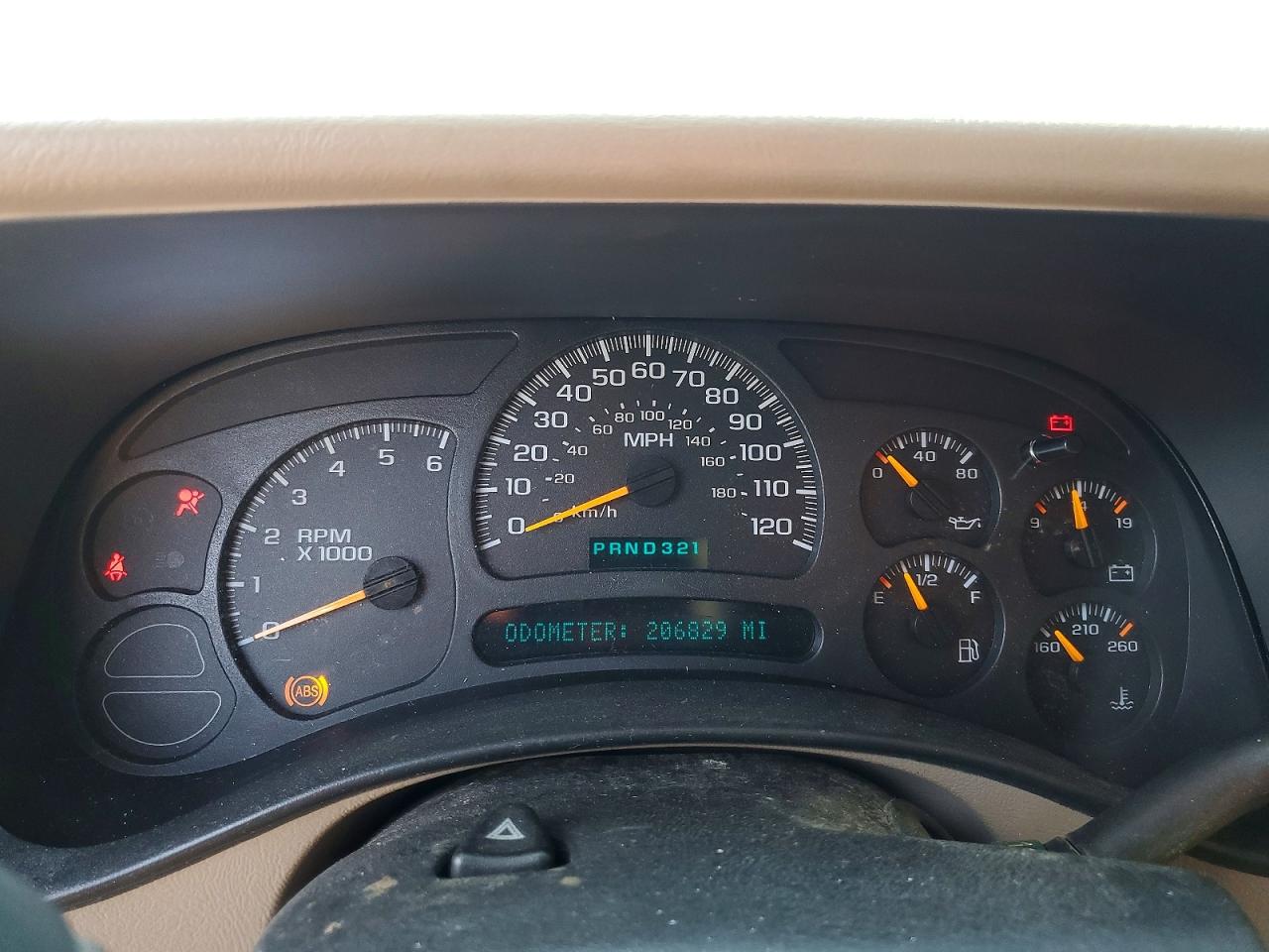 2003 CHEVROLET SUBURBAN K1500 photo 25