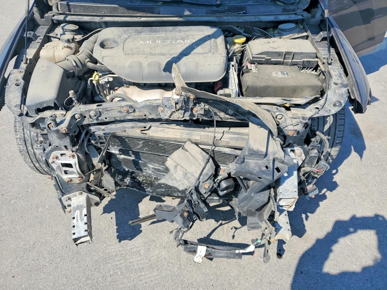2016 CHRYSLER 200 S photo 21