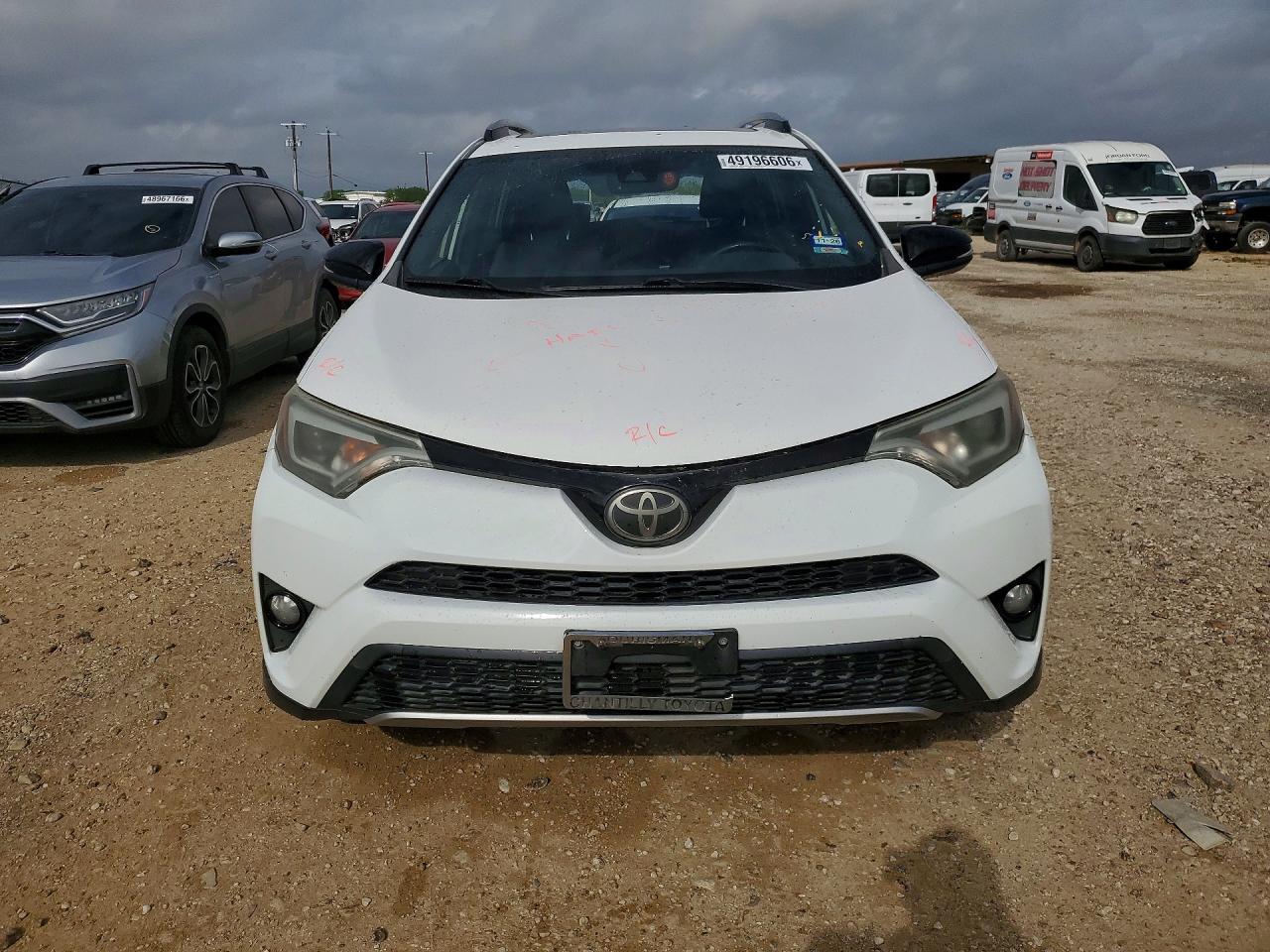 2018 TOYOTA RAV4 SE photo 9