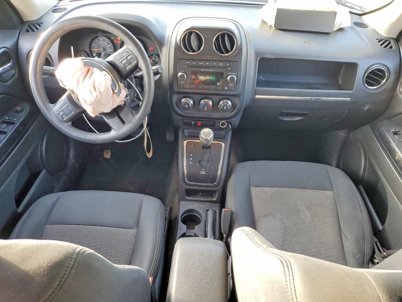 2014 JEEP PATRIOT SPORT photo 15