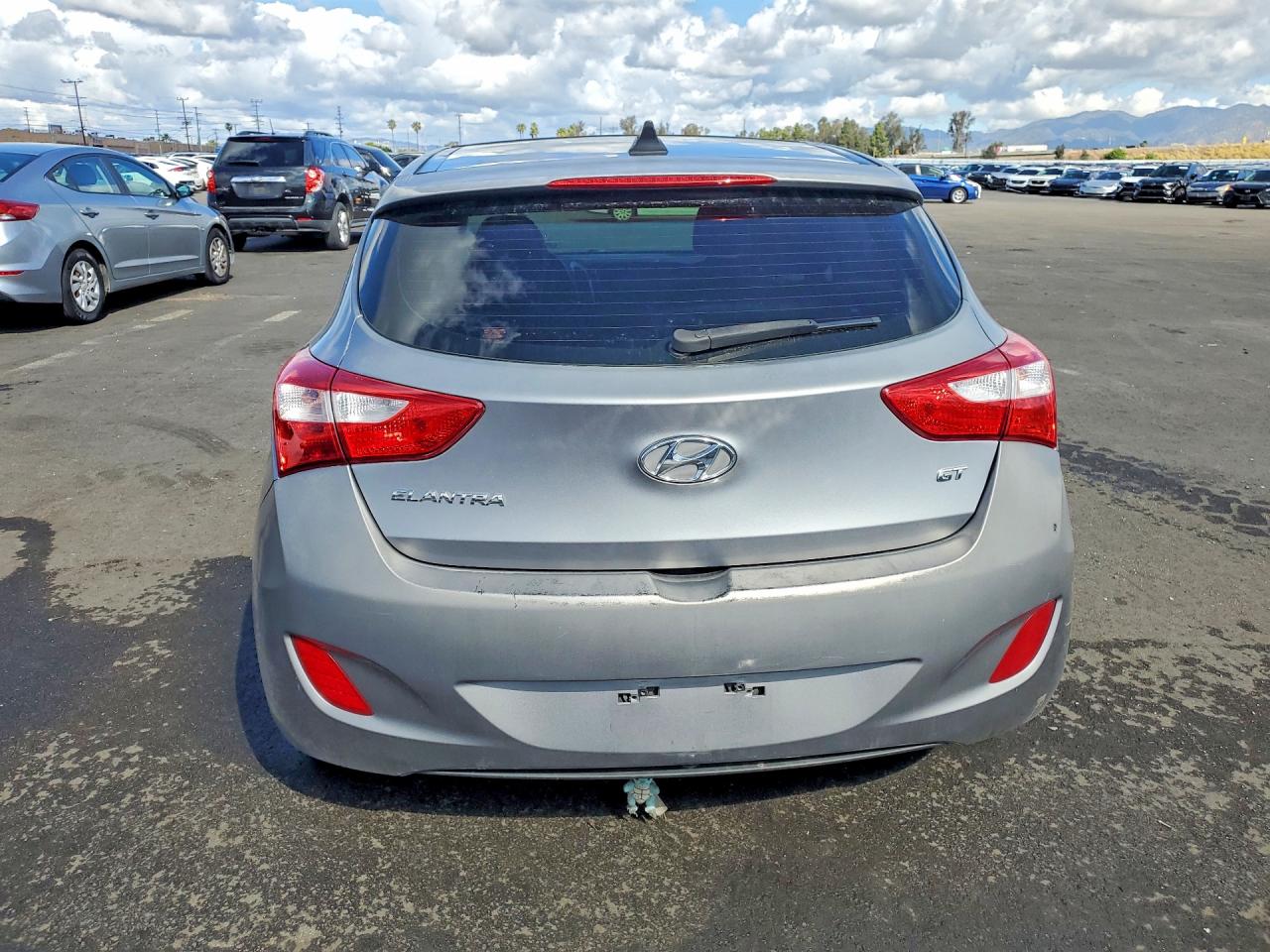 2013 HYUNDAI ELANTRA GT BASE photo 6