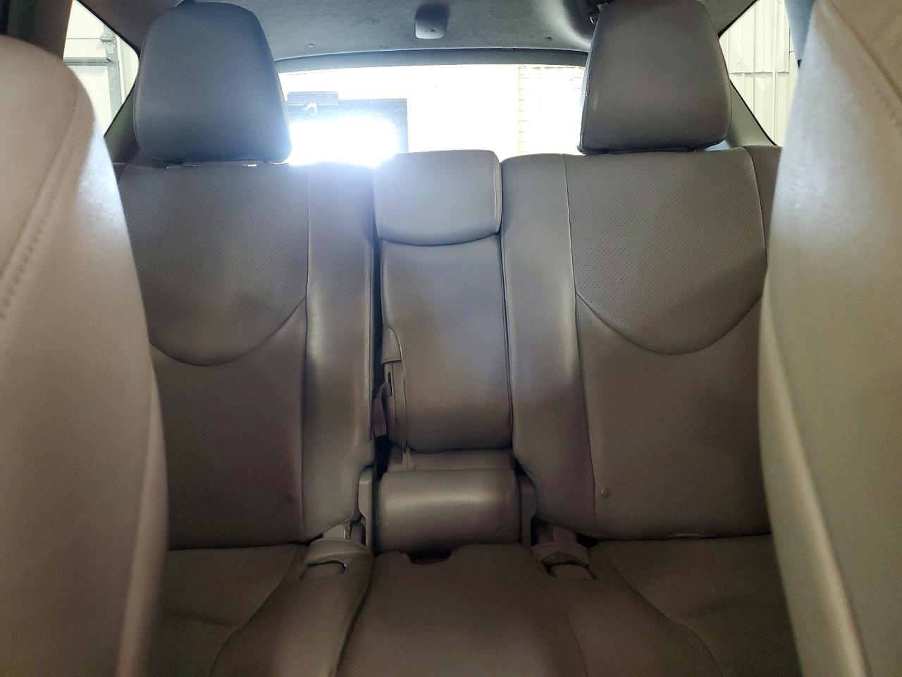 2012 TOYOTA RAV4 photo 10