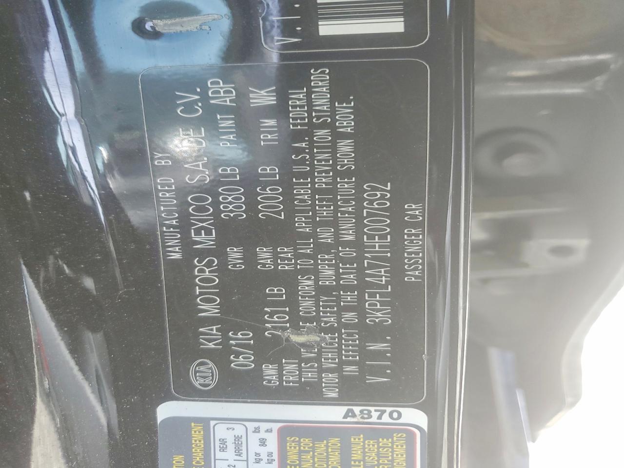 2017 KIA FORTE LX photo 23