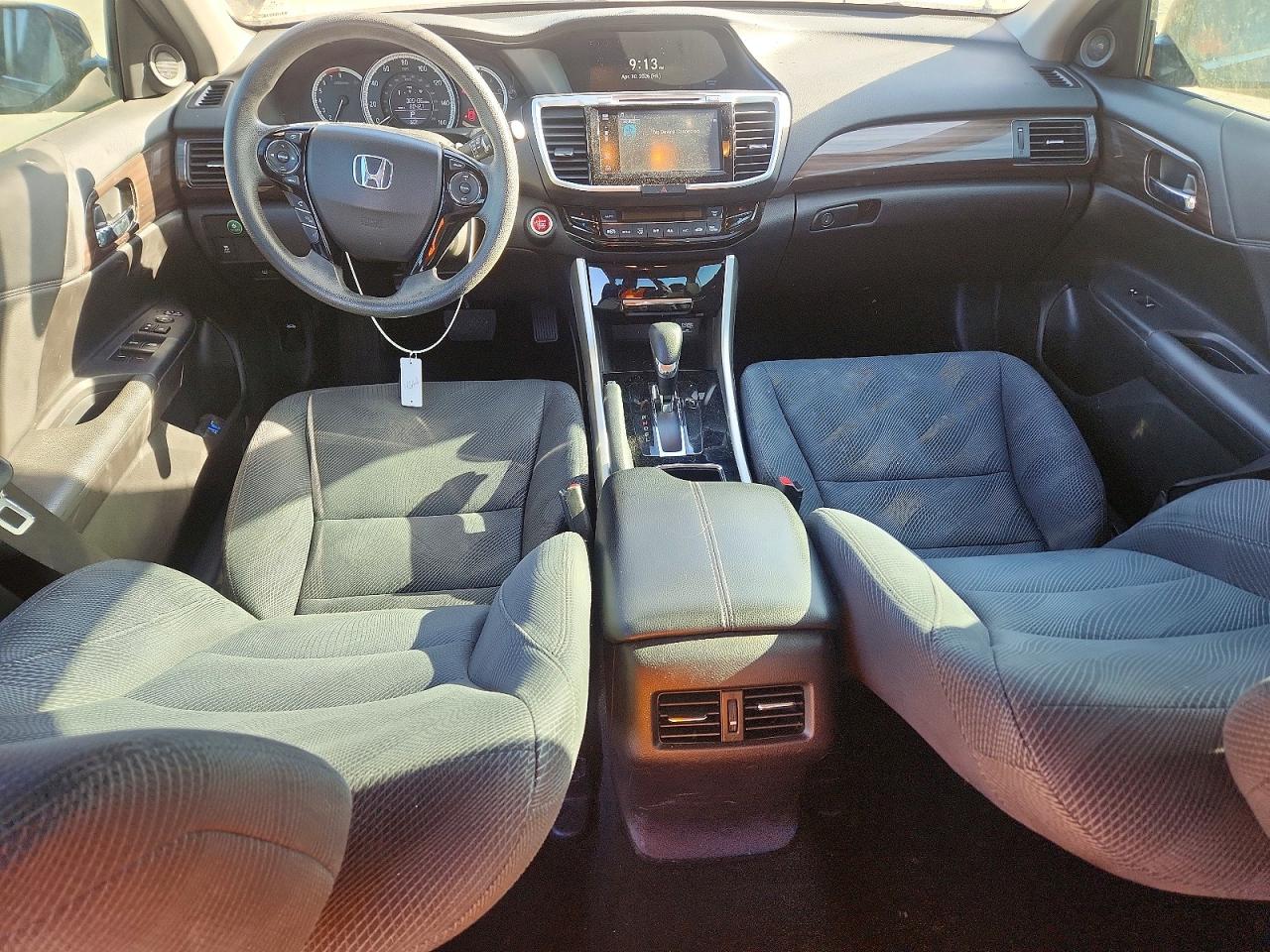 2017 HONDA ACCORD EX photo 8