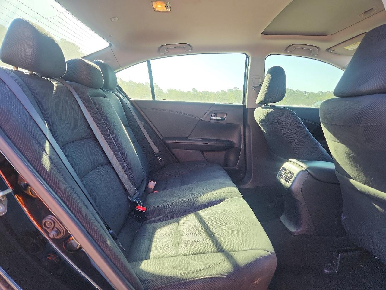 2017 HONDA ACCORD EX photo 10