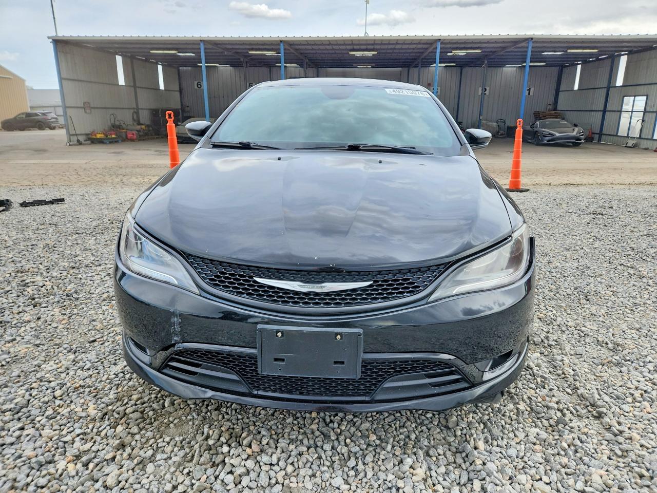 2015 CHRYSLER 200 S photo 9