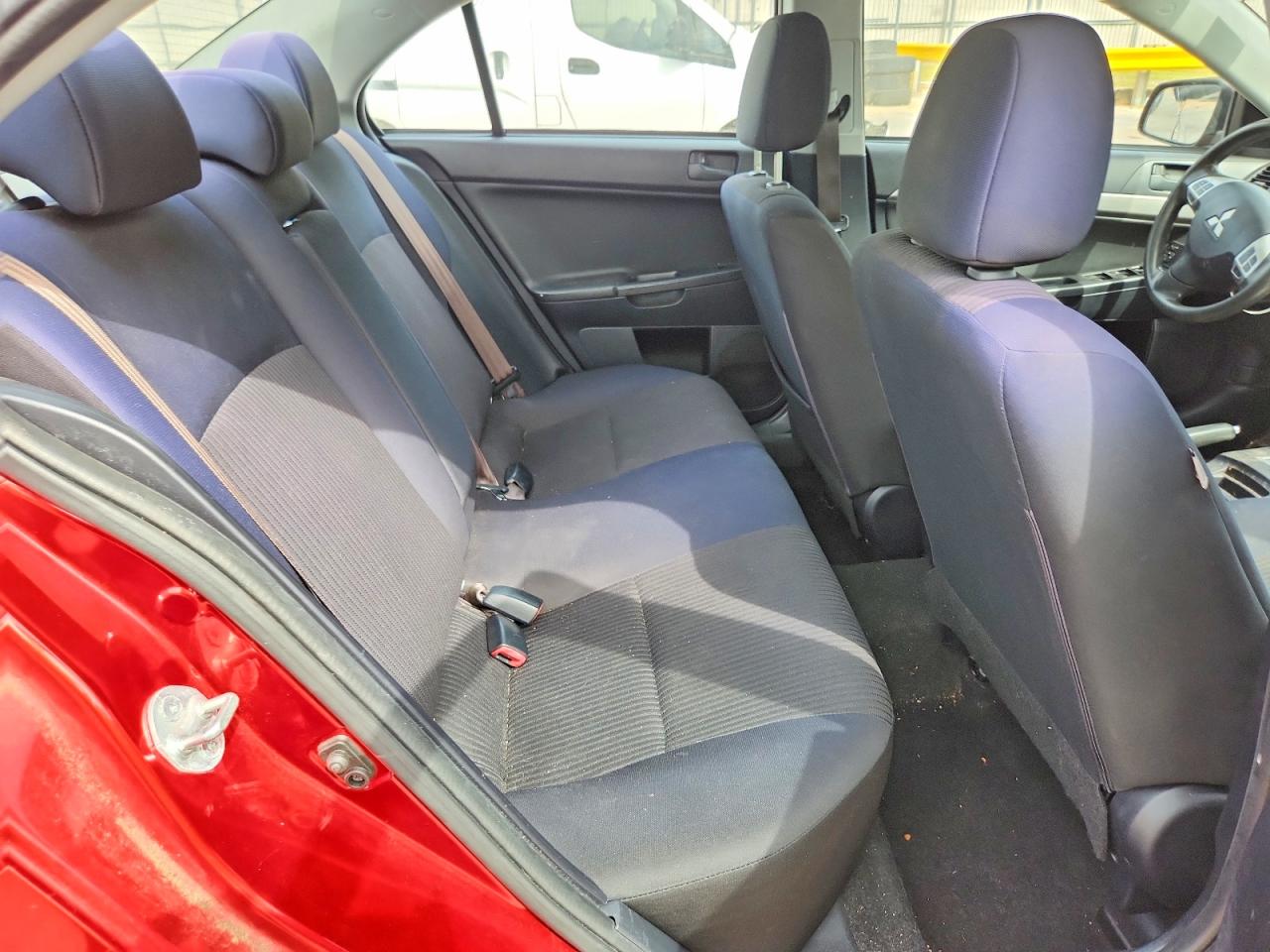2014 MITSUBISHI LANCER ES photo 28