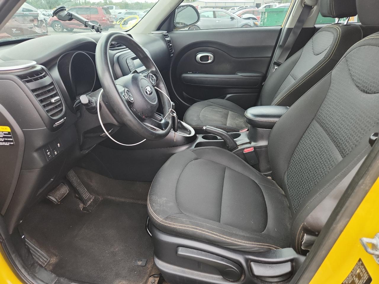 2015 KIA SOUL + photo 13