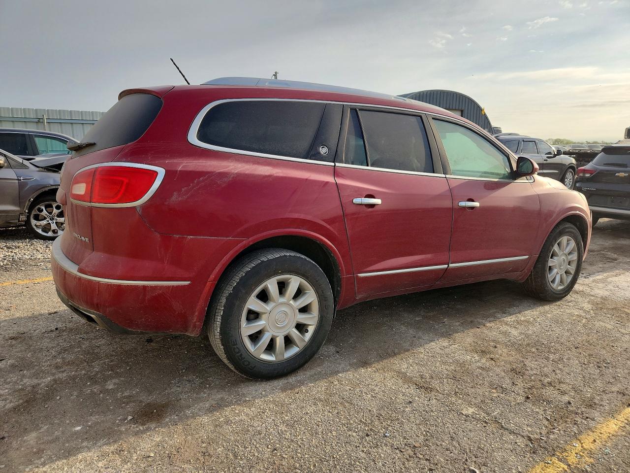 2014 BUICK ENCLAVE photo 5